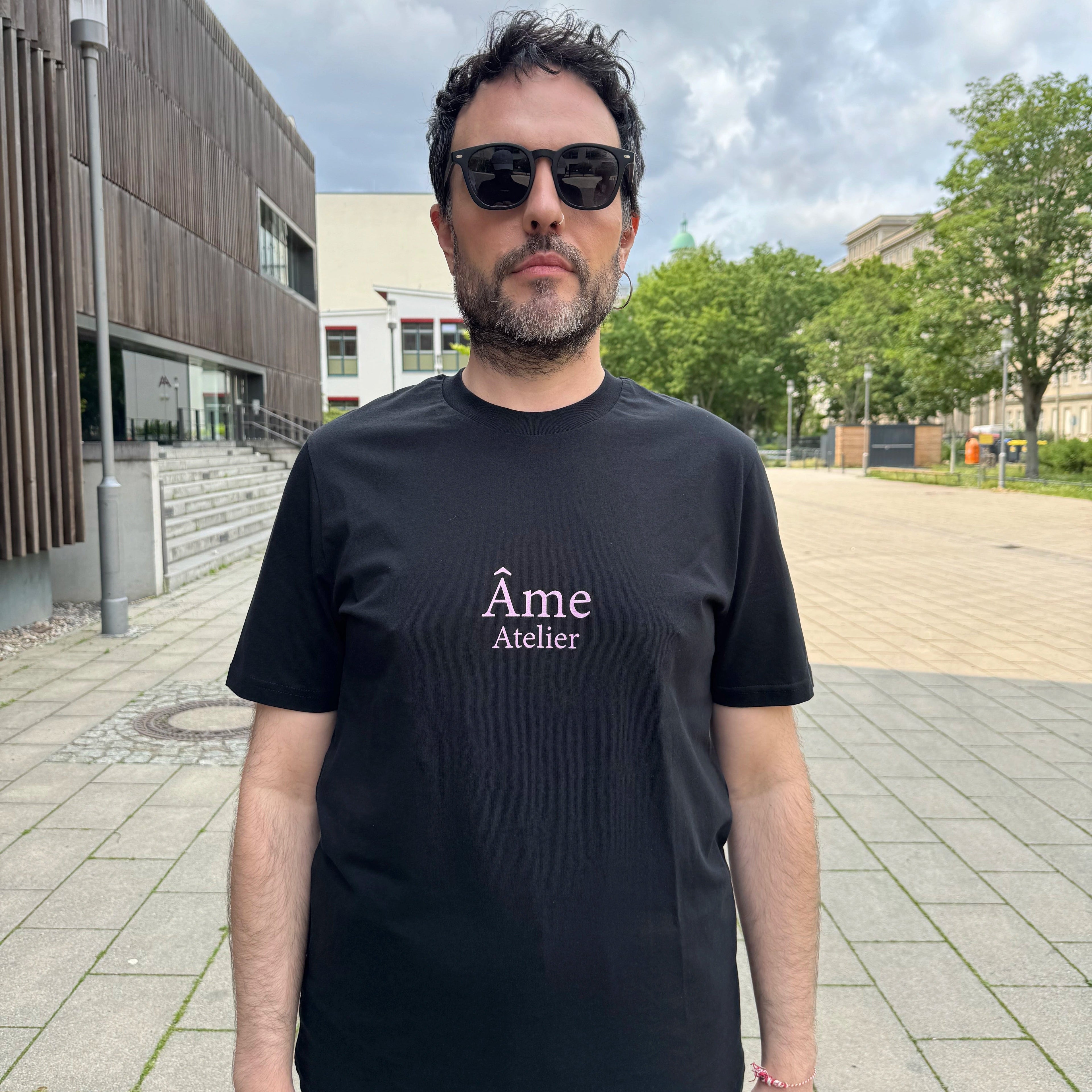 Pleasure t-shirt - black  Âme Atelier 