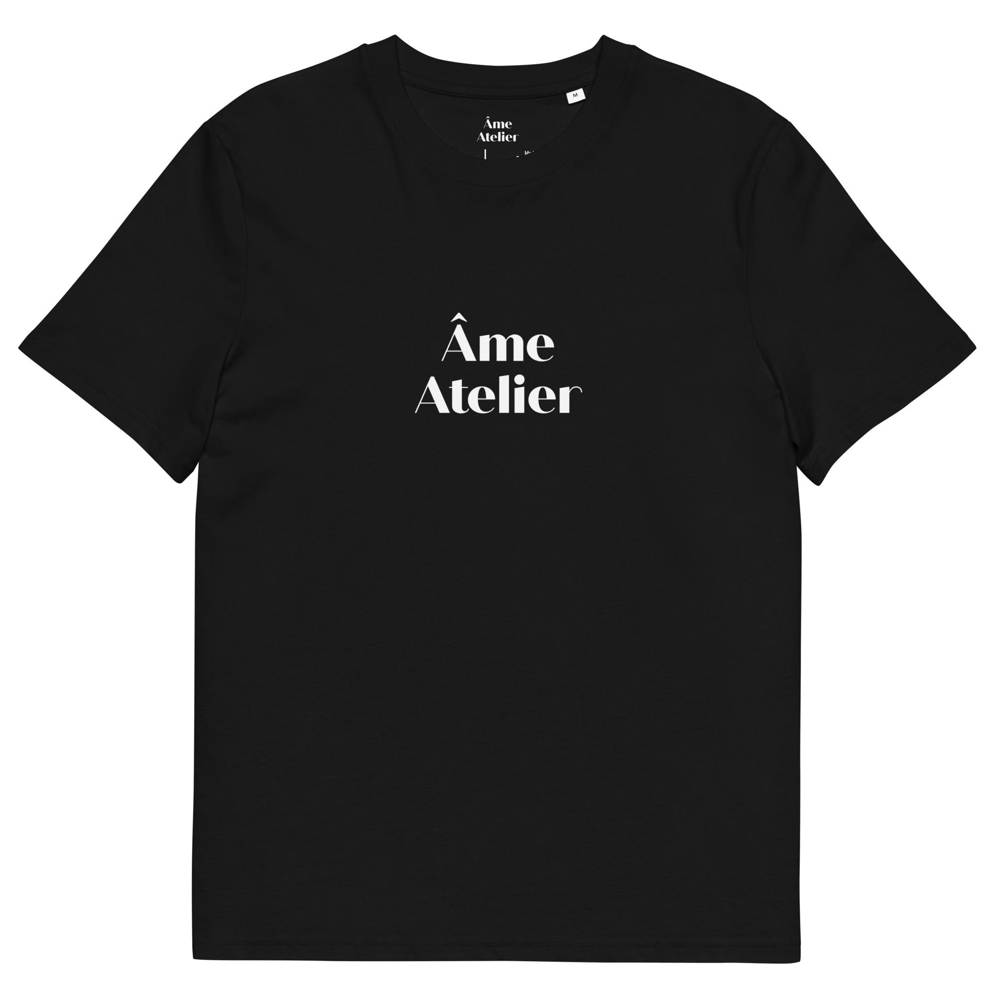 Front view of Âme Atelier signature black t-shirt in organic cotton