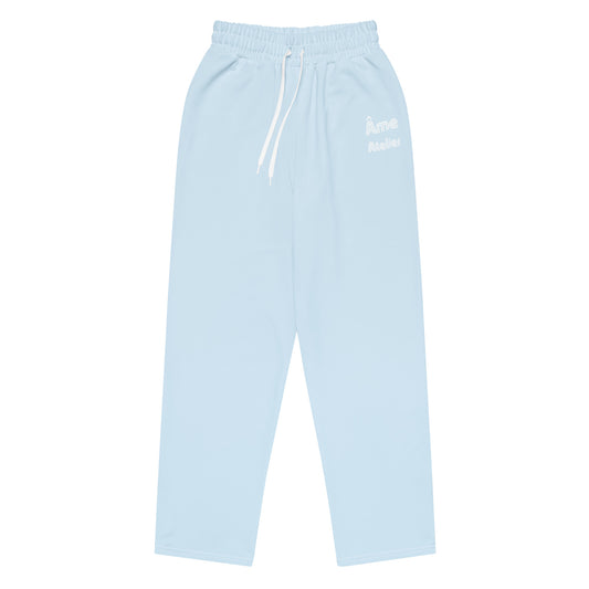 Front view of Le Cosy pants in frozen blue