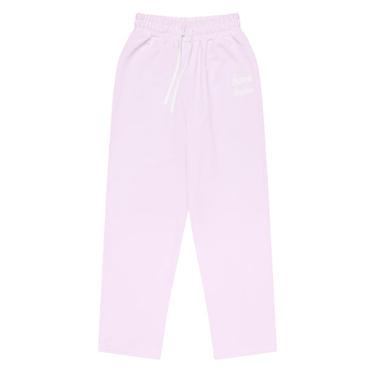 Front view of Le Cosy pants in powder pink