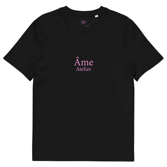Front view of Âme Atelier organic cotton t-shirt in black with powder pink details