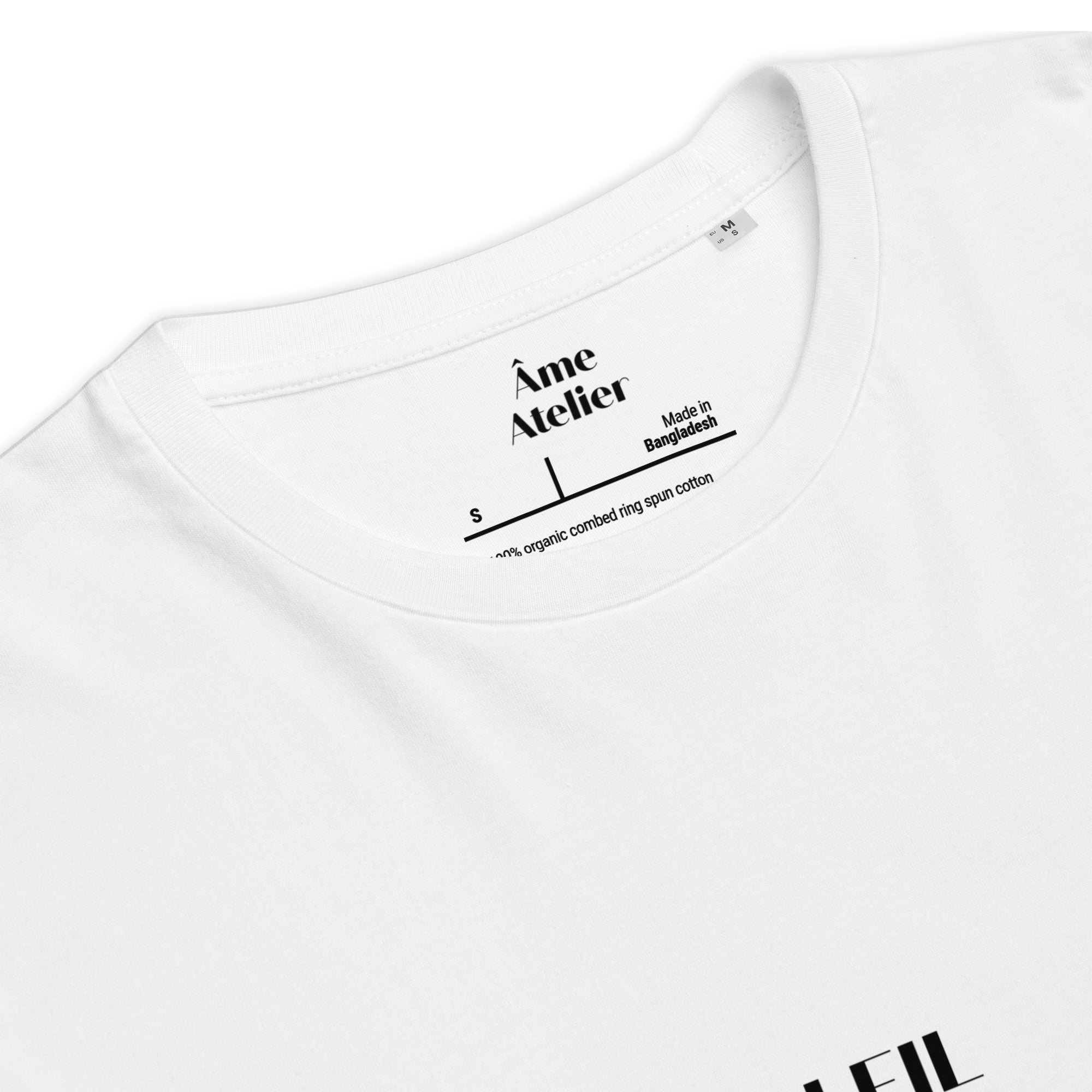 Details of Soleil Noir white t-shirt in organic cotton with a printed black sun